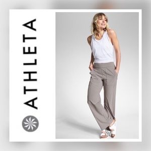Athleta Light Grey Chelsea Wide Leg Pants Size 12